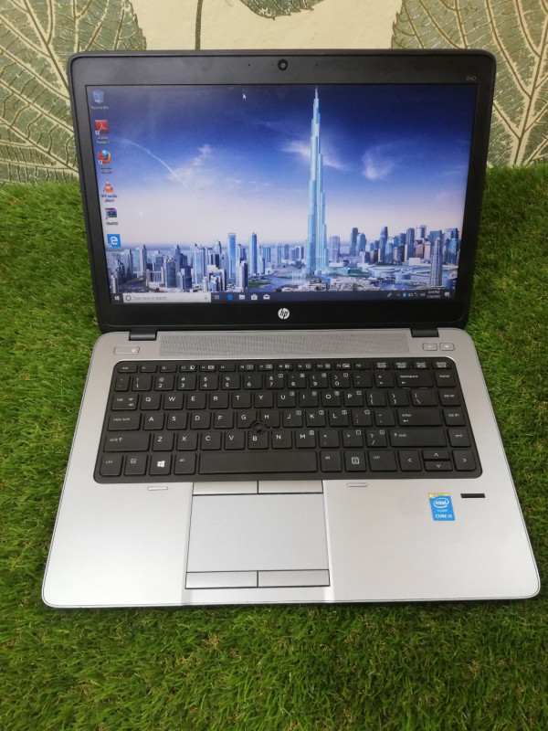 HP 250 G3 – 7th Gen. Intel Core i3 - 500GB HDD - 4GB RAM   – Non-Touchscreen