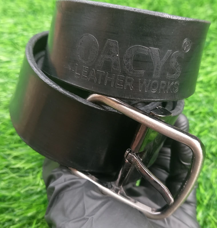 Handmade unisex leather belt