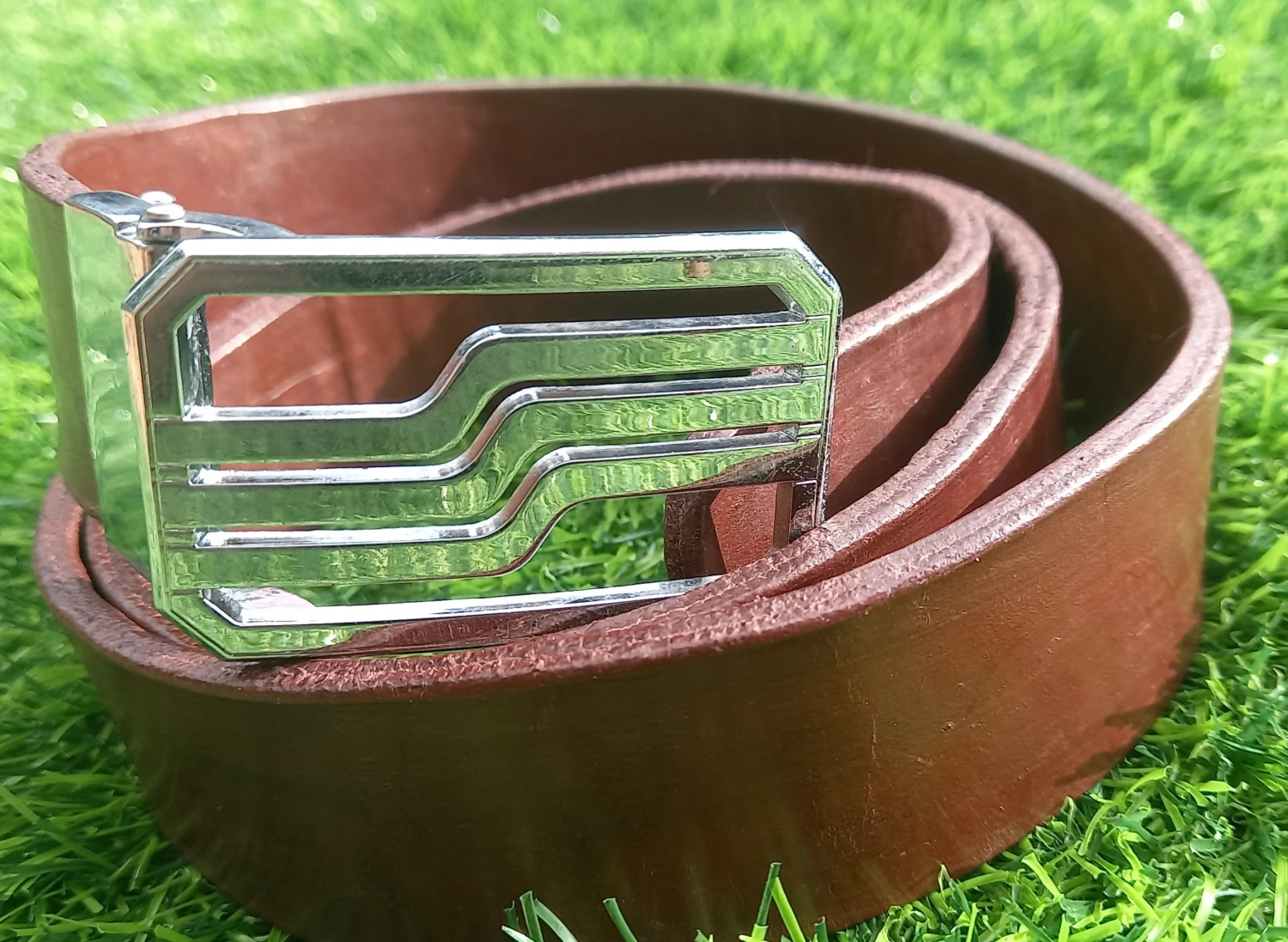 Handmade unisex leather belt