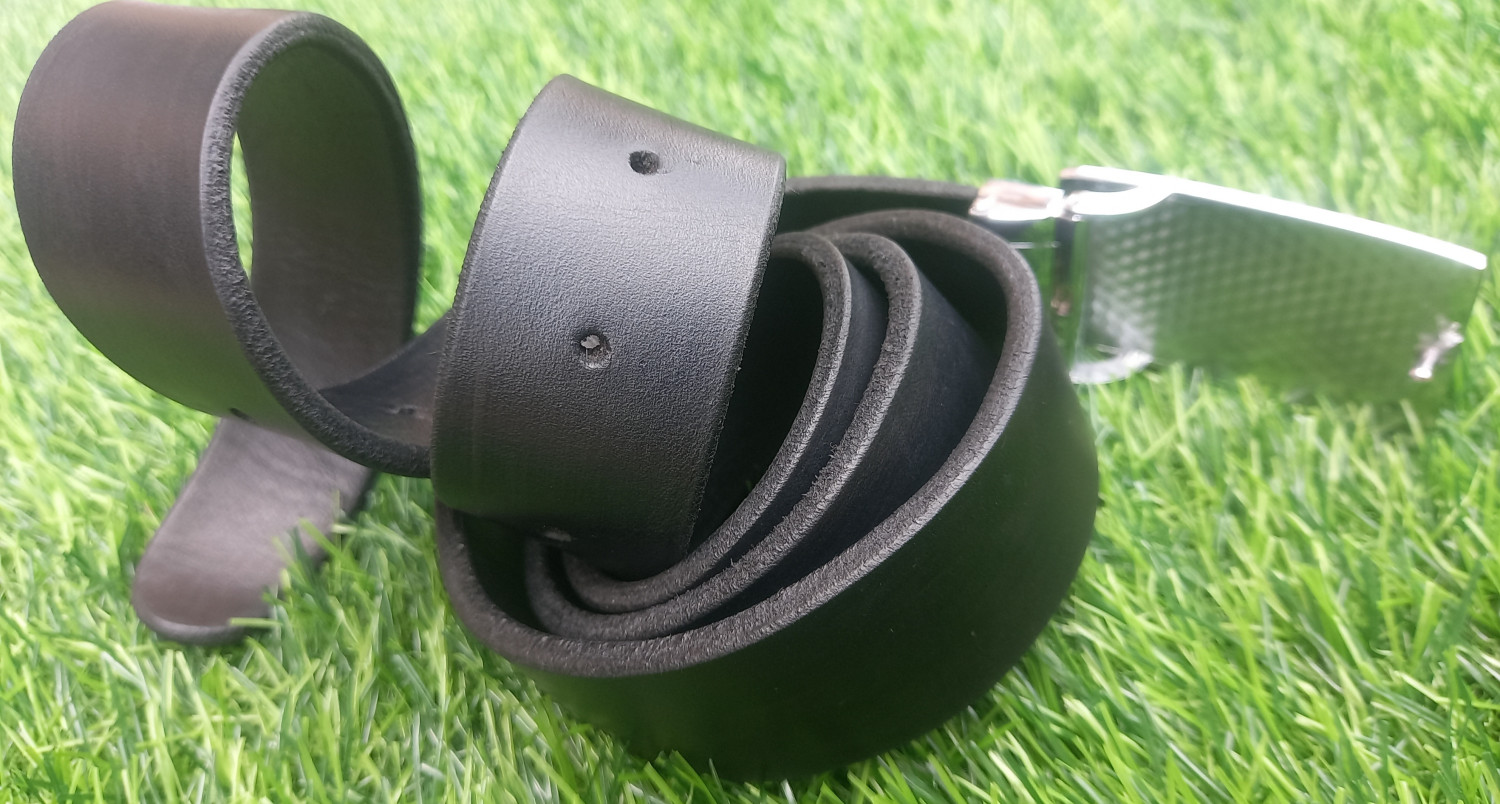 Handmade unisex leather belt