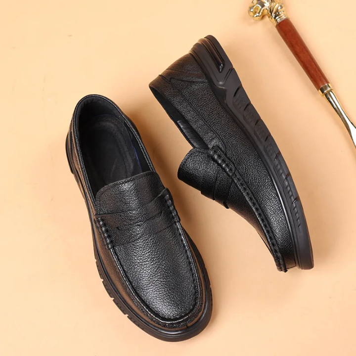 Men’s Waterproof Leather Loafers – Slip-On Closed Toe Office Shoes with Anti-Slip Rubber Sole